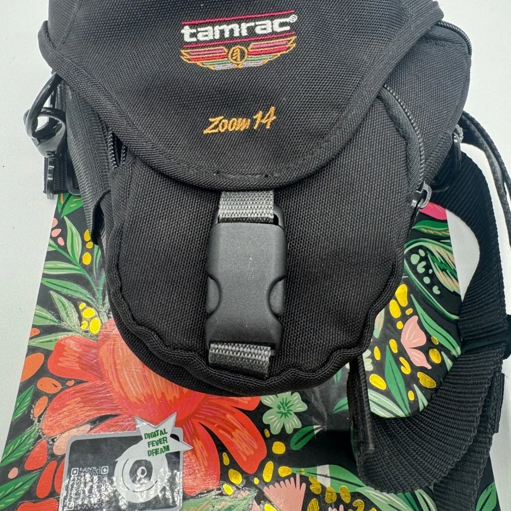Canon EOS Rebel GII 35mm SLR Film Camera with EF 35-80mm Lens and Tamrac Bag